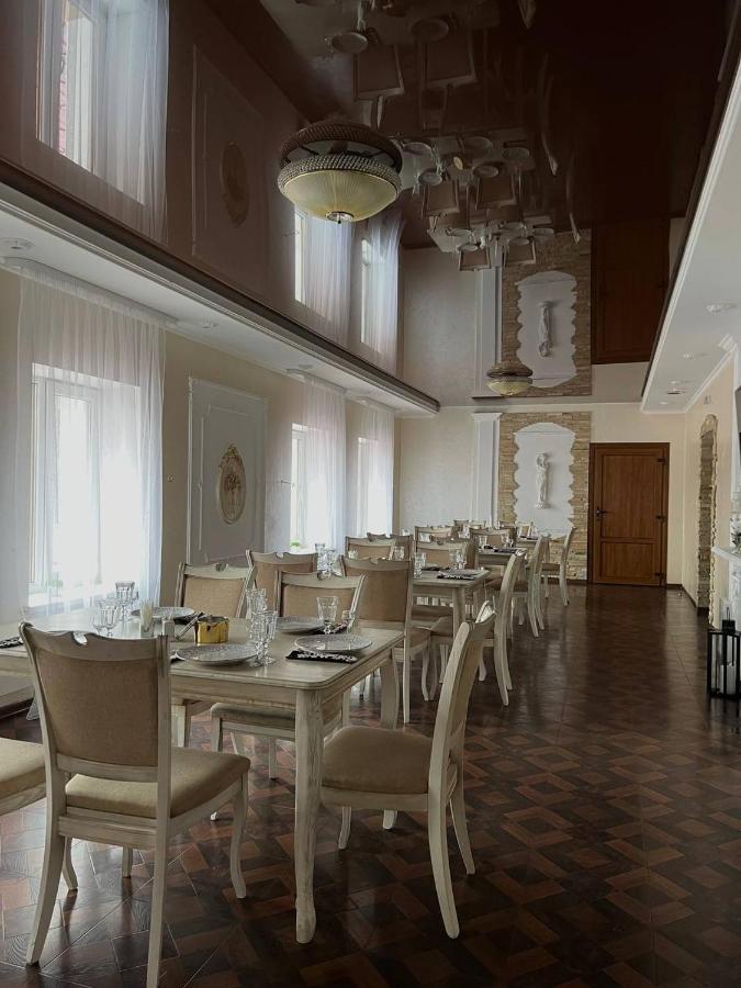 Козацькі Забави Rivne Buitenkant foto